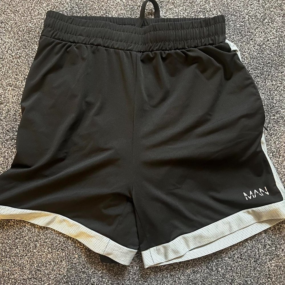 Men's Black and Blue Shorts